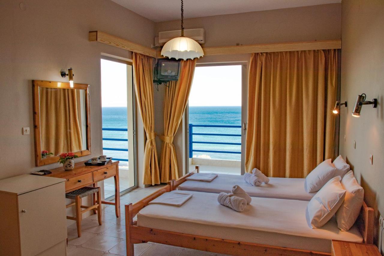 De La Plage Hotel Koroni Esterno foto