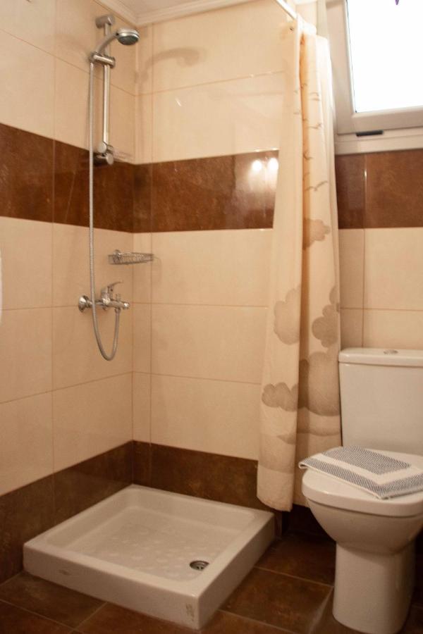 De La Plage Hotel Koroni Esterno foto