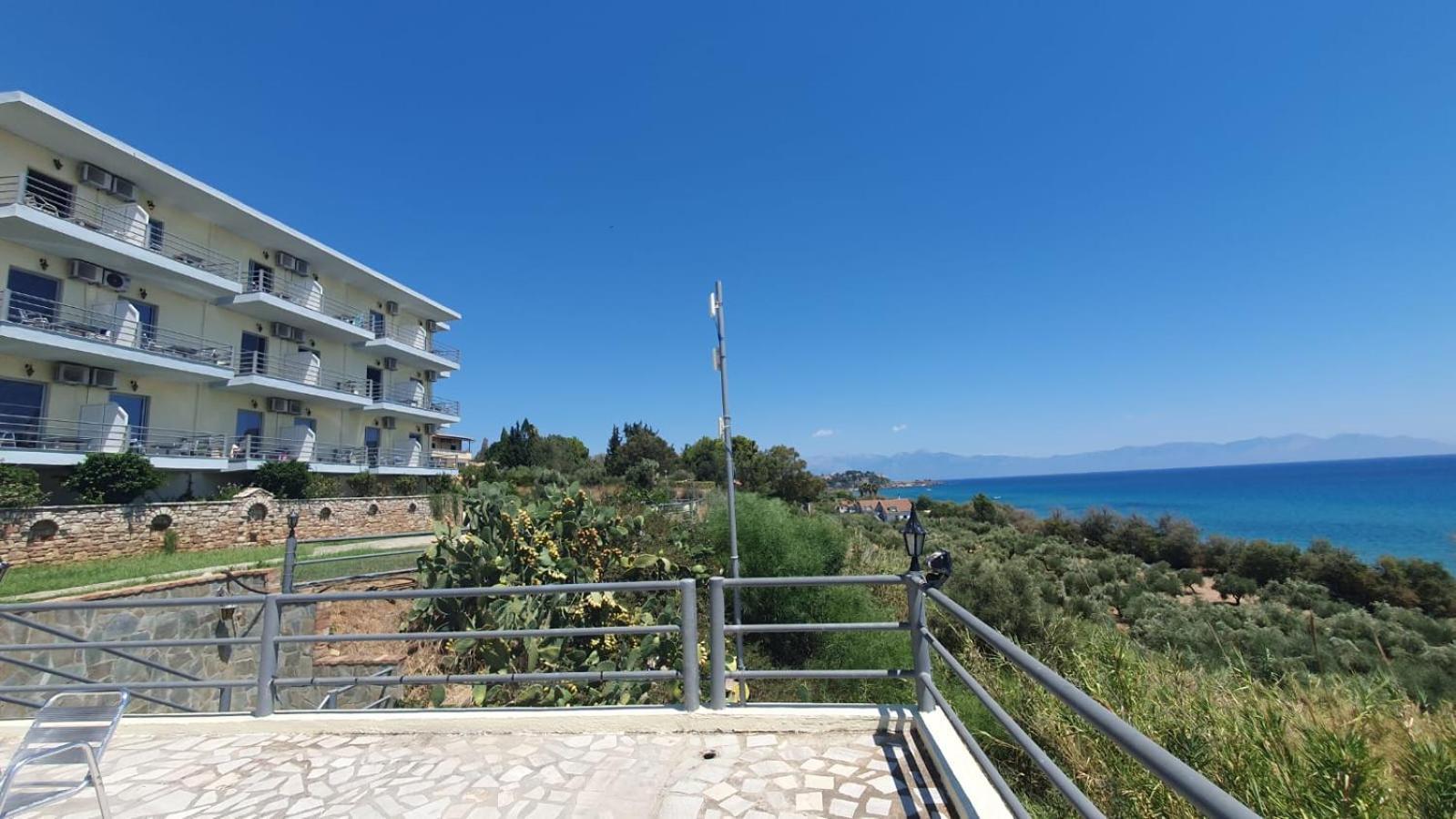 De La Plage Hotel Koroni Esterno foto