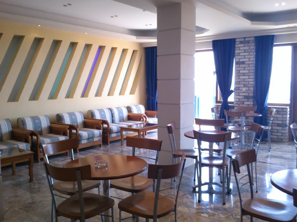 De La Plage Hotel Koroni Esterno foto